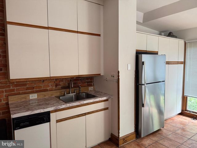 1018 WAWASET ST, Wilmington, DE 19806
