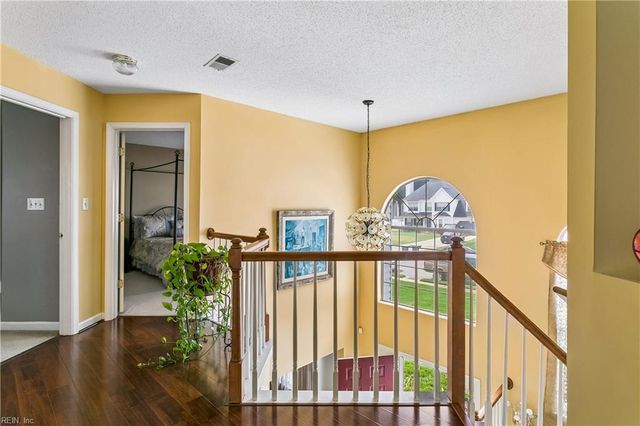 828 Sheffield ST, Hampton, VA 23666
