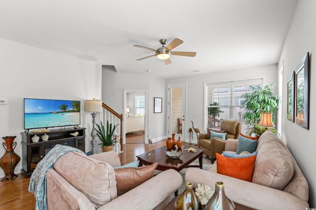 310 Lorenzo Dr., North Myrtle Beach, SC 29582