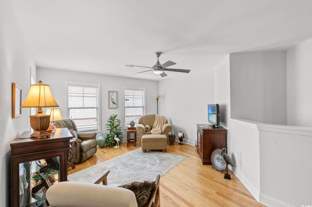 310 Lorenzo Dr., North Myrtle Beach, SC 29582