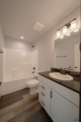 193 DORCHESTER AVE, Box Elder, SD 57719