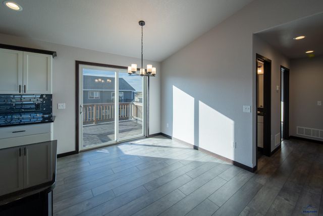 193 DORCHESTER AVE, Box Elder, SD 57719