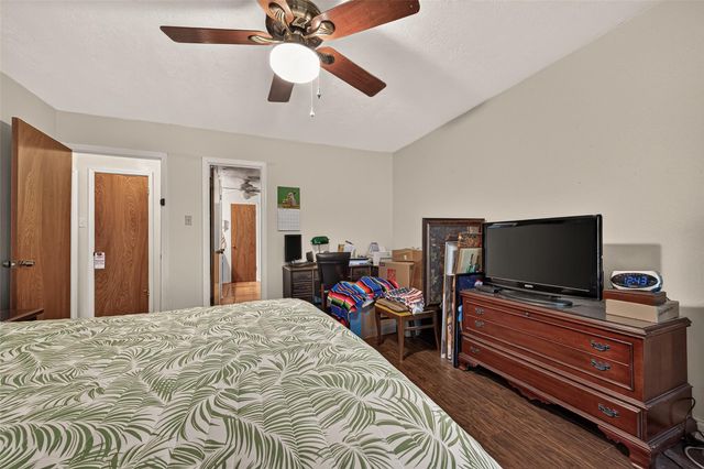 2016 Meadow Lane, Richmond, TX 77469