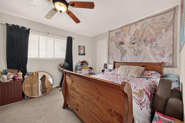 2016 Meadow Lane, Richmond, TX 77469