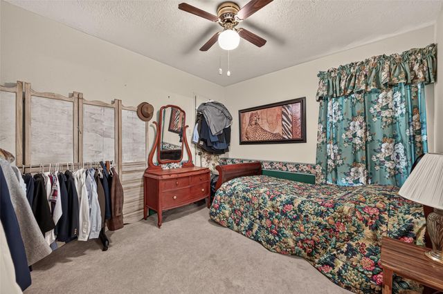 2016 Meadow Lane, Richmond, TX 77469