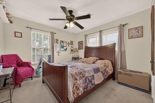 2016 Meadow Lane, Richmond, TX 77469