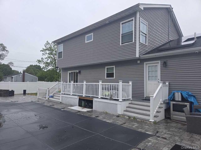 62 Jamaica Avenue, Wyandanch, NY 11798