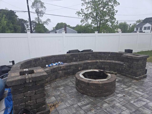 62 Jamaica Avenue, Wyandanch, NY 11798