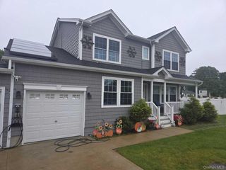 62 Jamaica Avenue, Wyandanch, NY 11798