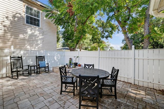 428 HILLCREST COURT, Mount Dora, FL 32757