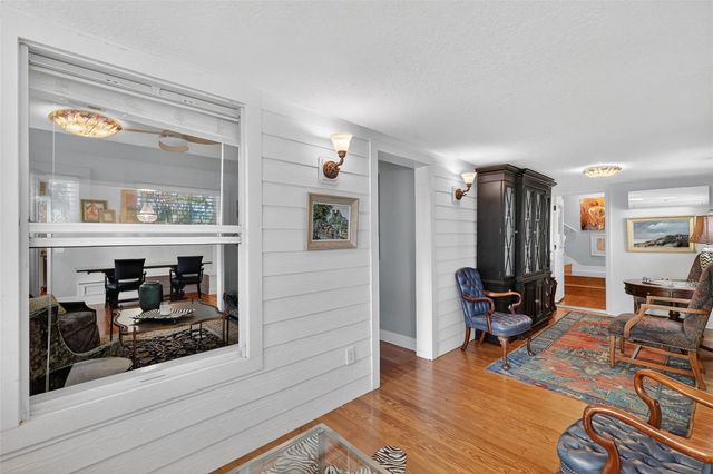 428 HILLCREST COURT, Mount Dora, FL 32757