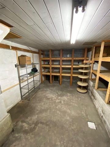 428 HILLCREST COURT, Mount Dora, FL 32757