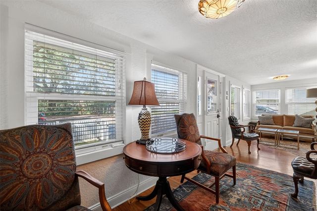 428 HILLCREST COURT, Mount Dora, FL 32757