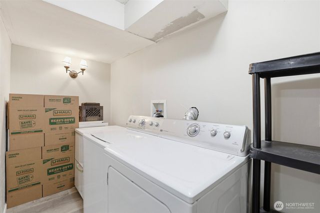 318 W Spruce Court, Spokane, WA 99218