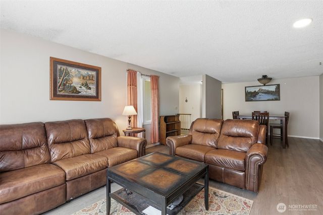 318 W Spruce Court, Spokane, WA 99218