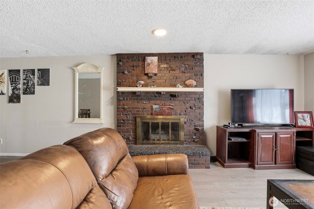 318 W Spruce Court, Spokane, WA 99218