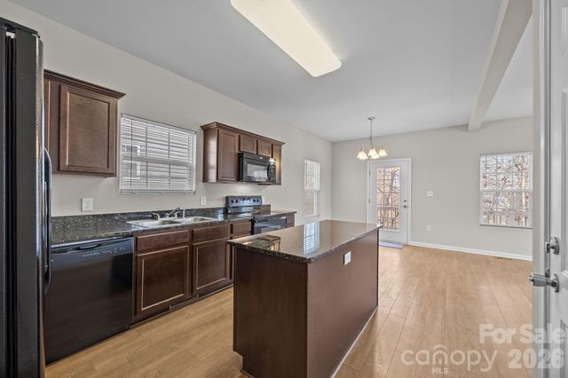 115 Lookout Point Place, Mooresville, NC 28115