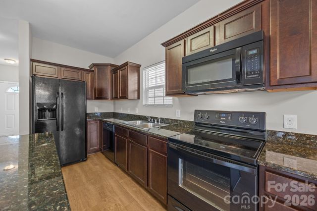 115 Lookout Point Place, Mooresville, NC 28115