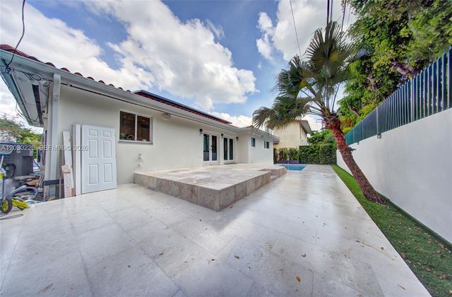 3508 Crystal View Ct 0, Miami, FL 33133