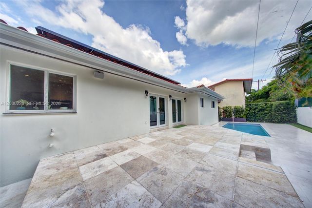 3508 Crystal View Ct 0, Miami, FL 33133