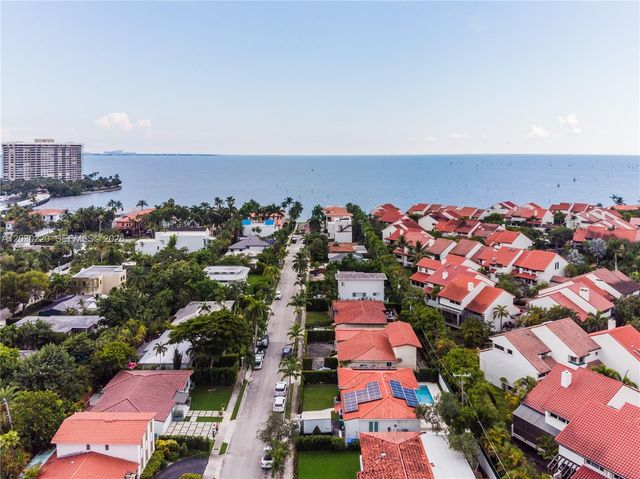 3508 Crystal View Ct 0, Miami, FL 33133