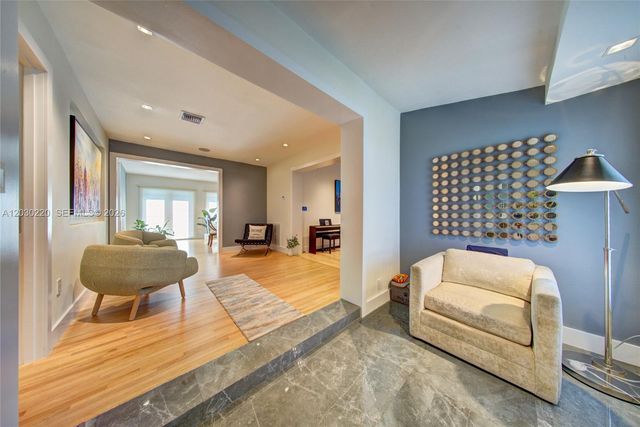 3508 Crystal View Ct 0, Miami, FL 33133