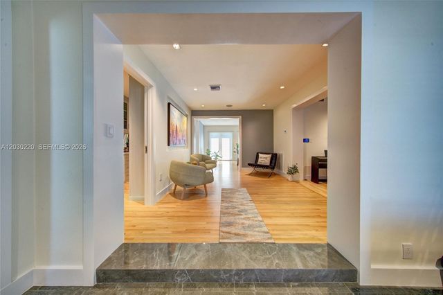 3508 Crystal View Ct 0, Miami, FL 33133