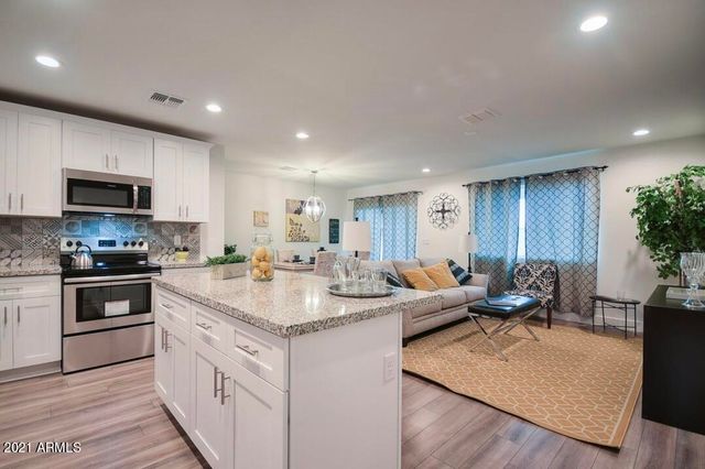 5633 S 12 Lane, Phoenix, AZ 85041