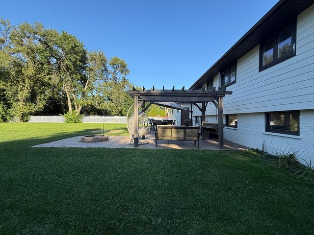 1316 W 59th Street, La Grange Highlands, IL 60525