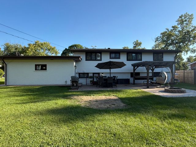 1316 W 59th Street, La Grange Highlands, IL 60525