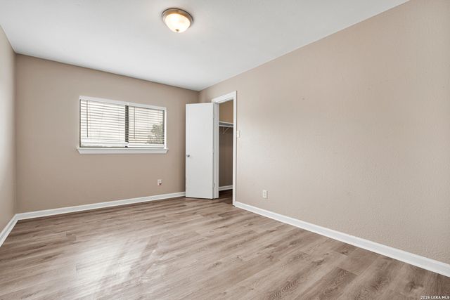 9214 Adams Hill, San Antonio, TX 78245