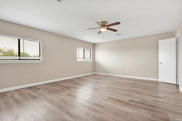 9214 Adams Hill, San Antonio, TX 78245