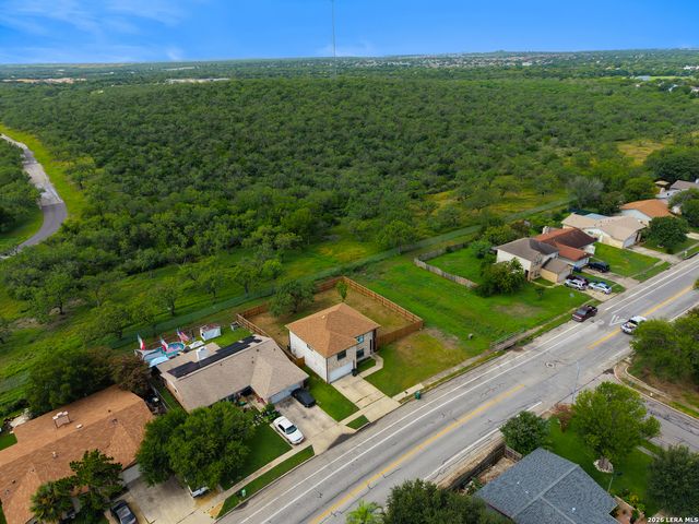 9214 Adams Hill, San Antonio, TX 78245