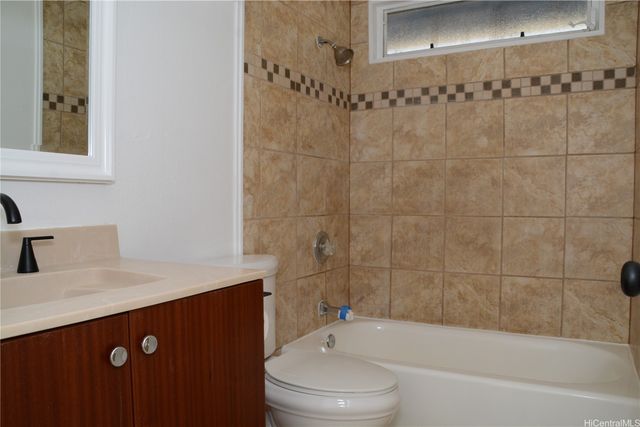 94-667 Maaniani Place, Waipahu, HI 96797