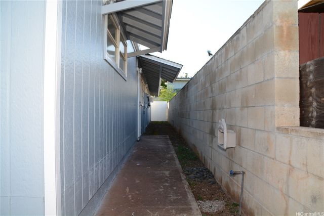 94-667 Maaniani Place, Waipahu, HI 96797