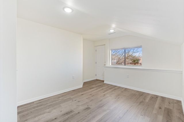 208 13th Street NW C, Albuquerque, NM 87102
