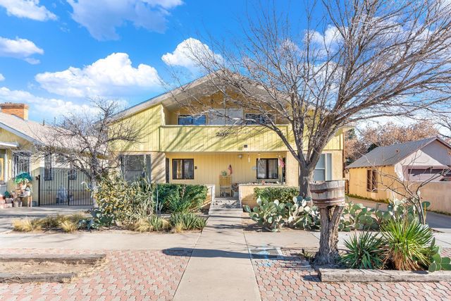 208 13th Street NW C, Albuquerque, NM 87102