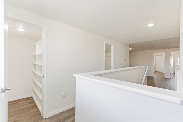 208 13th Street NW C, Albuquerque, NM 87102