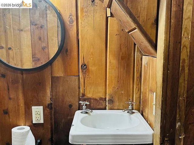 18441 Hillcrest Rd 18443 Hillcrest, Twain Harte, CA 95383