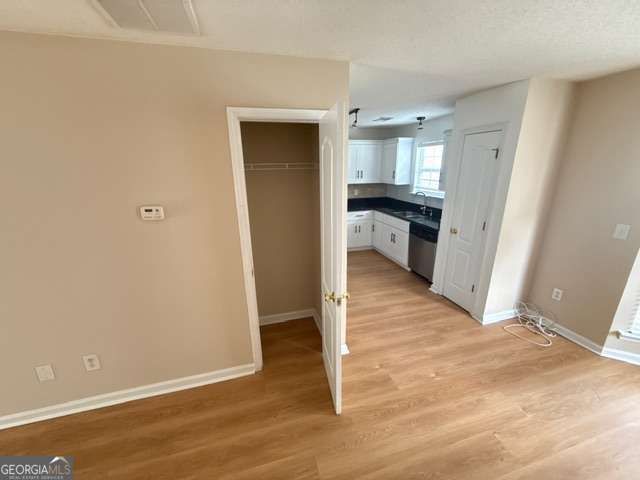 252 Darbys Crossing Court, Hiram, GA 30141