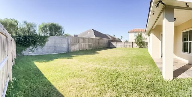 104 E Auburn Avenue, Mcallen, TX 78504