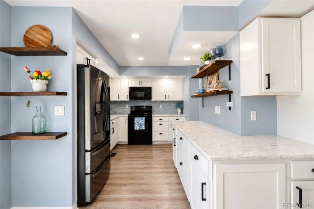 6937 E Briarwood Drive, Centennial, CO 80112