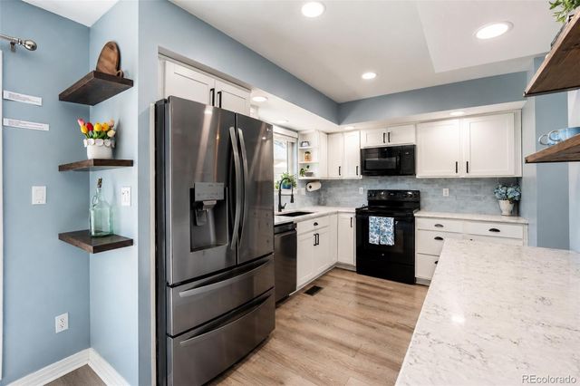 6937 E Briarwood Drive, Centennial, CO 80112