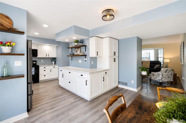 6937 E Briarwood Drive, Centennial, CO 80112