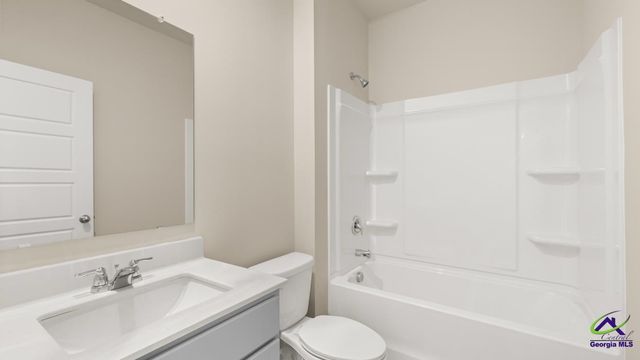 100 Planters Row Drive, Perry, GA 31069