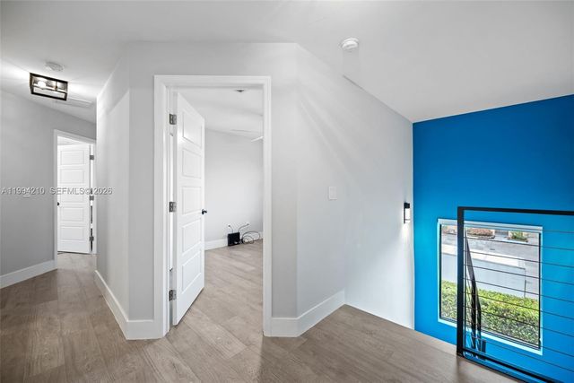 3242 SW 44th St, Dania Beach, FL 33312