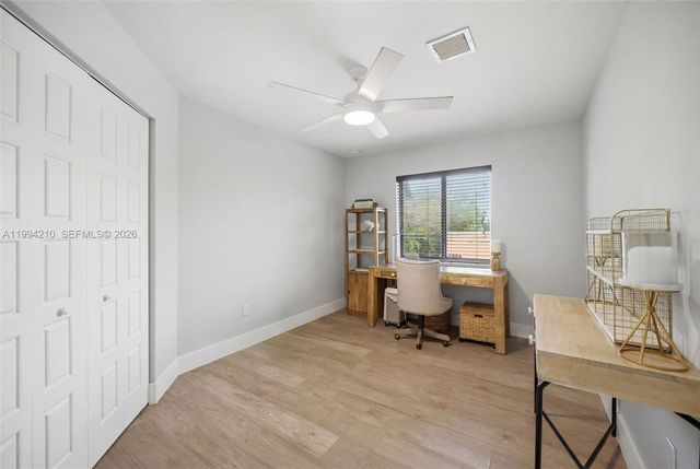 3242 SW 44th St, Dania Beach, FL 33312