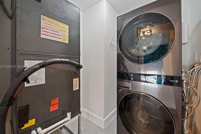 3242 SW 44th St, Dania Beach, FL 33312