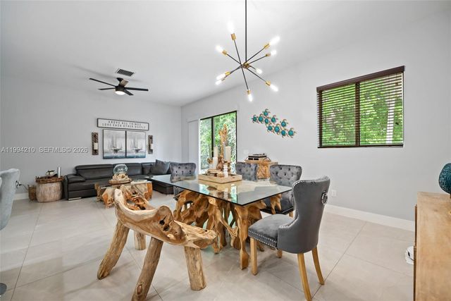 3242 SW 44th St, Dania Beach, FL 33312