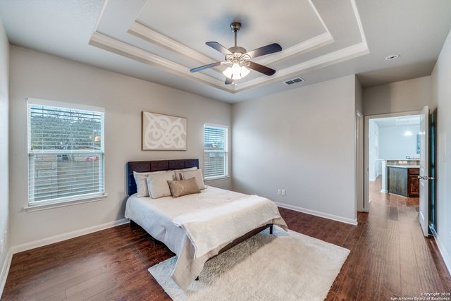 201 greenway, Seguin, TX 78155